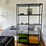 Luxury Apartment In Central Geneva